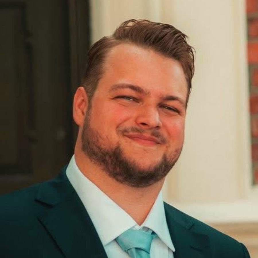 Sander, som driver Knivklinikken.